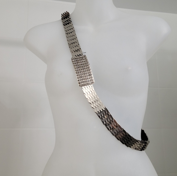 Vintage Glitter Belt That Sparkles - Picture 16 of 16